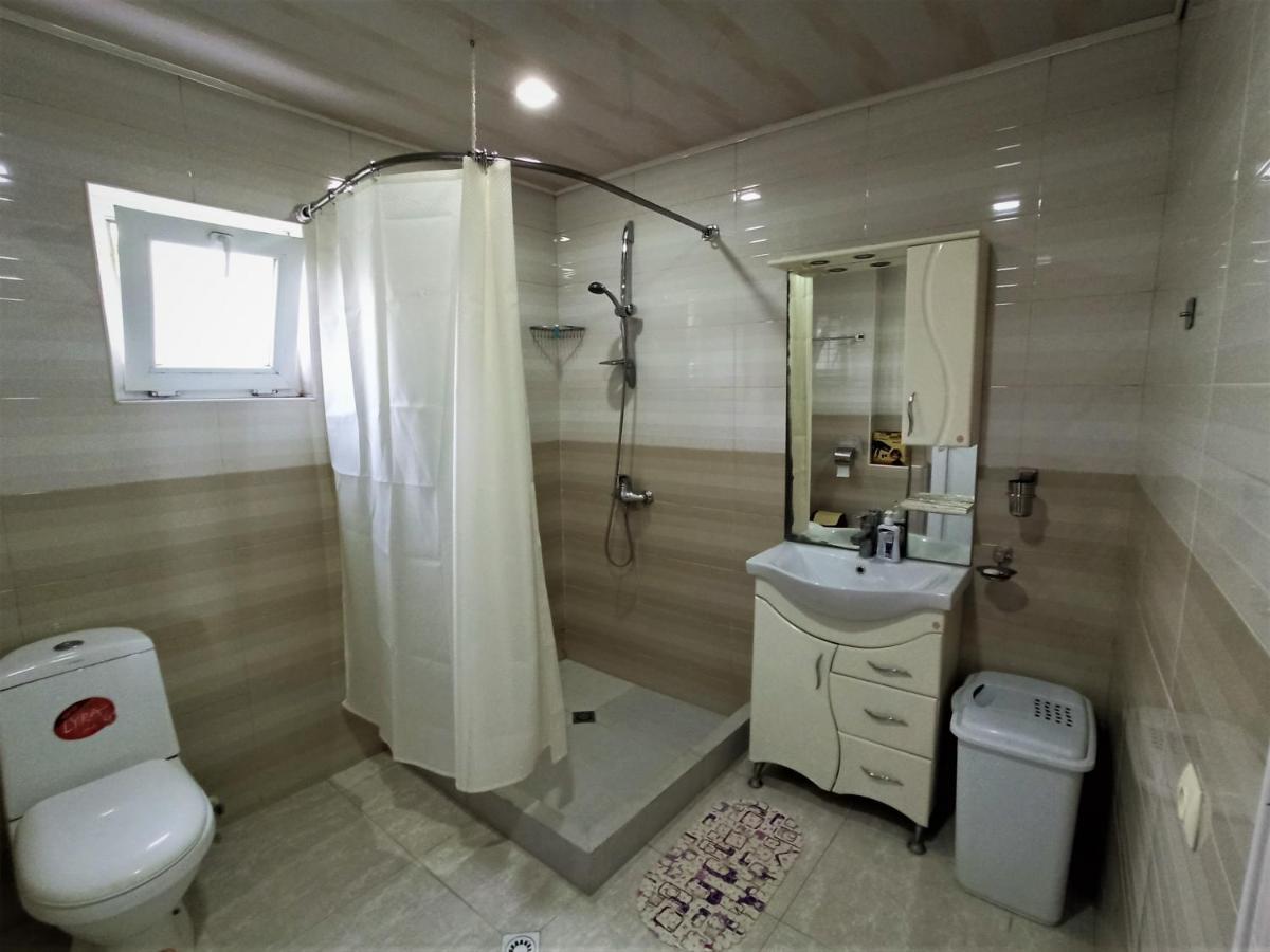 Guesthouse Lilia &Wine Celler 텔라비 외부 사진